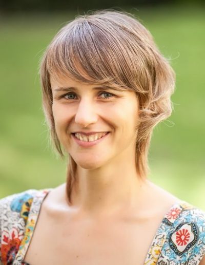 ilnamo novenyi hajfestés tanfolyam fodrászmester